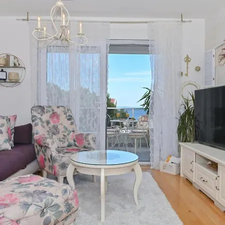 Hani 2 - Two Bedroom With Balcony And Sea View アパート