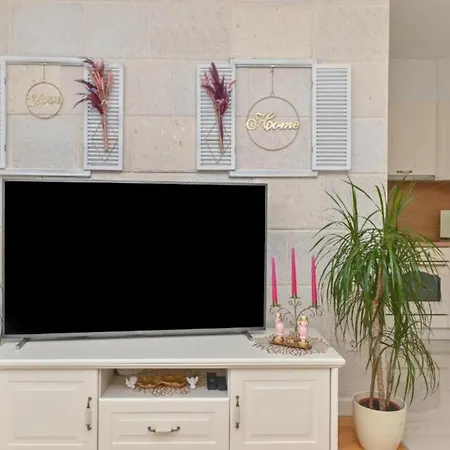 Hani 2 - Two Bedroom With Balcony And Sea View 아파트 *