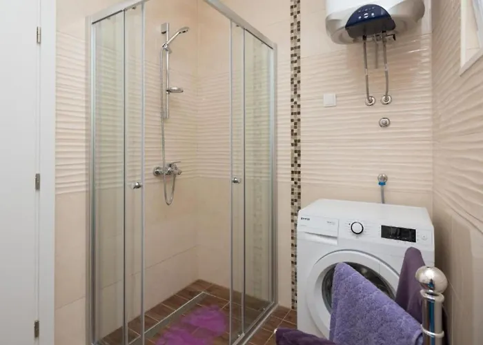 Hani 2 - Two Bedroom With Balcony And Sea View Apartment