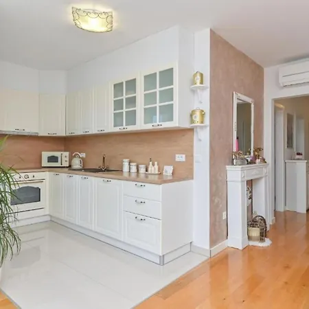 Hani 2 - Two Bedroom With Balcony And Sea View Διαμέρισμα Μακάρσκα